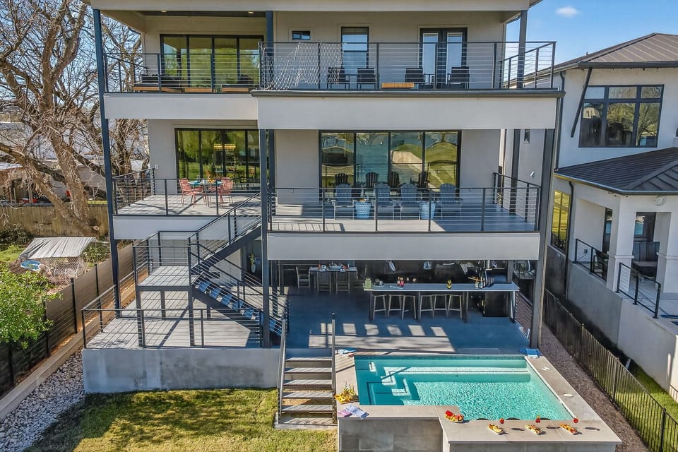 Luxury Lakefront Backyard with Private Pool
