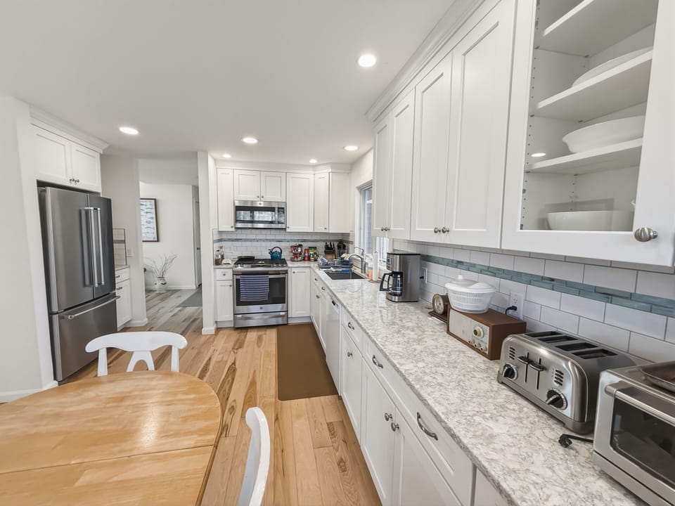 Fully Stocked Kitchen