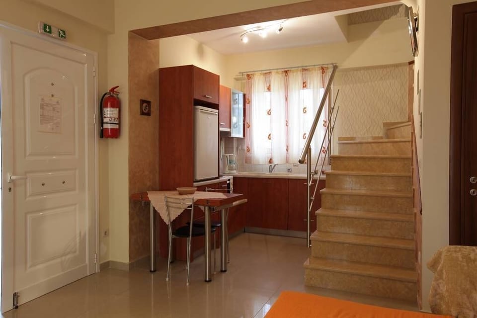 A comfortable kitchen wth all the equipment you may need during your holiday!