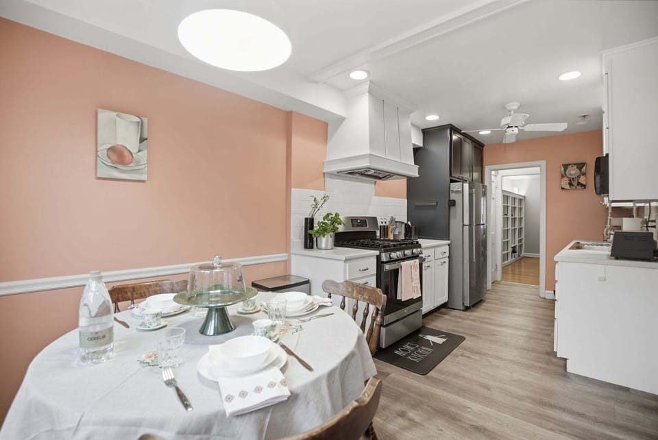 Dining Room, Dining Table, Furniture, Indoors, Table