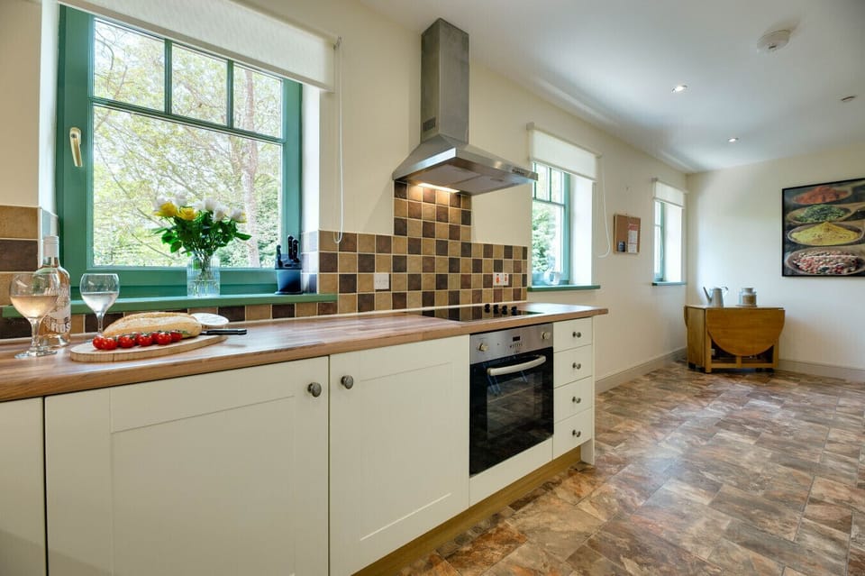 Large Kitchen for Self-Catering