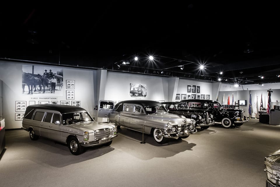 Plan an easy outing to local attractions close to the hotel.