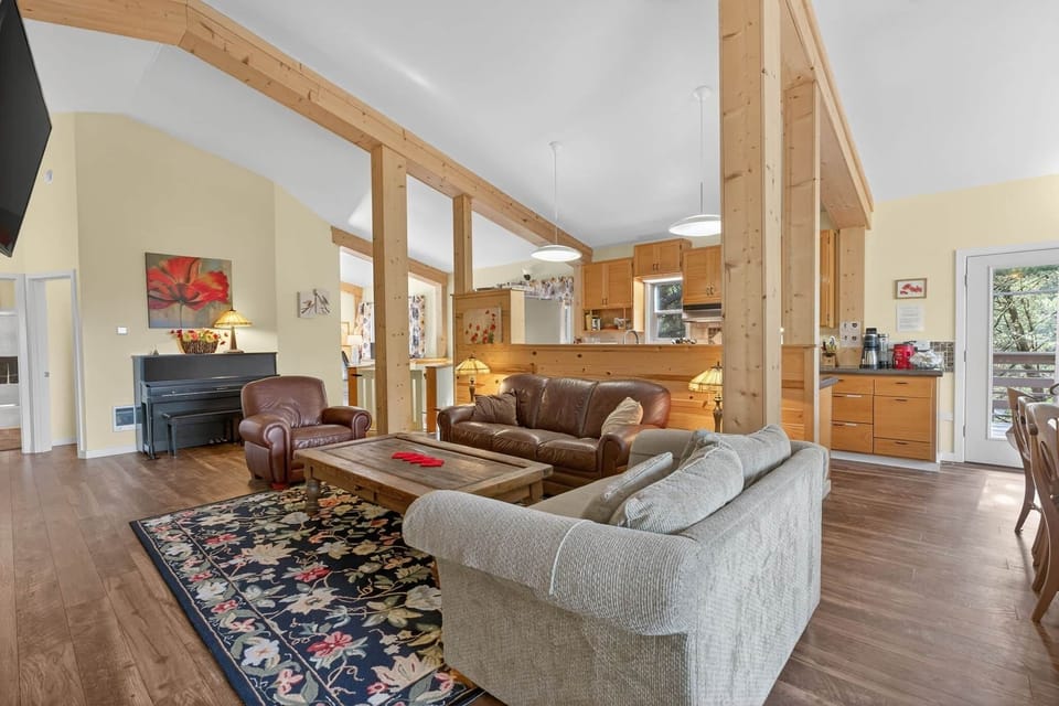 Piano in Upper Living room
