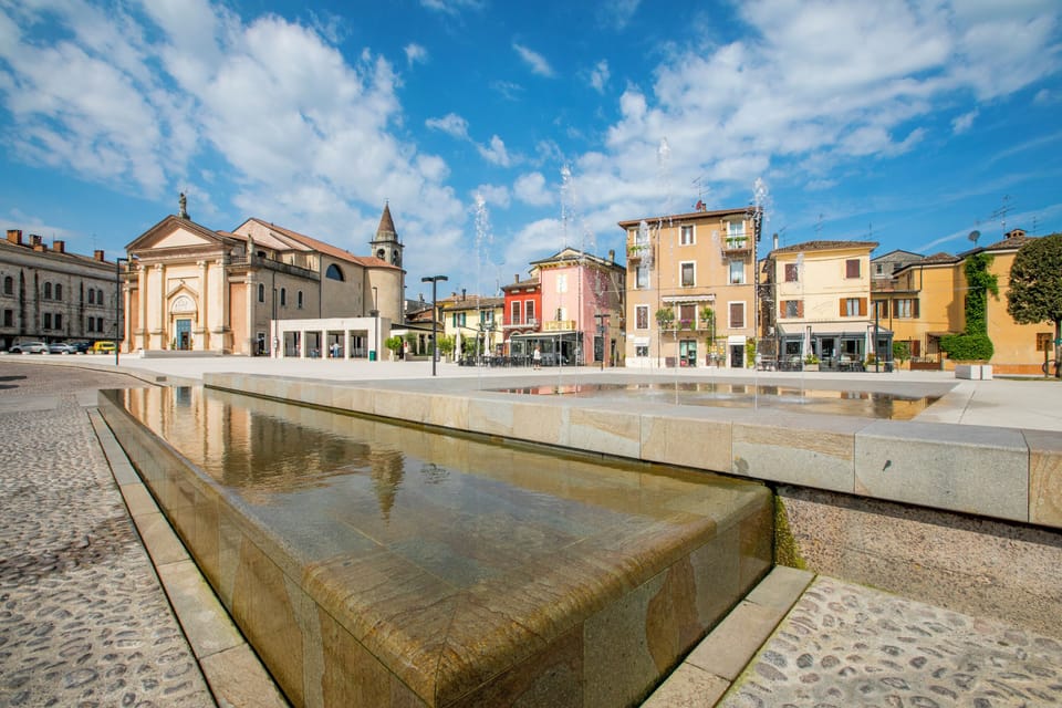 The center square with the Duomo