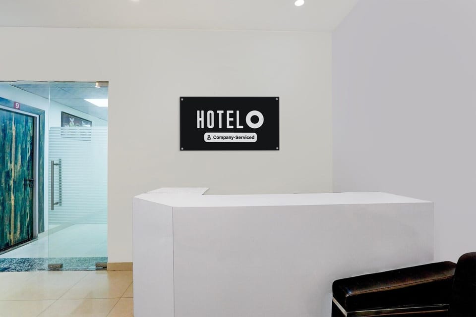 Entrance / Reception