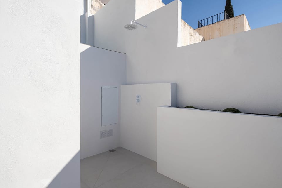 Enjoy an outdoor shower on the private terrace with beautiful city views