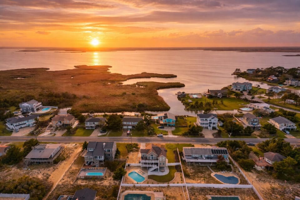 Prime coastal location near the water with breathtaking sunrise views—experience the best of Sandbridge living.