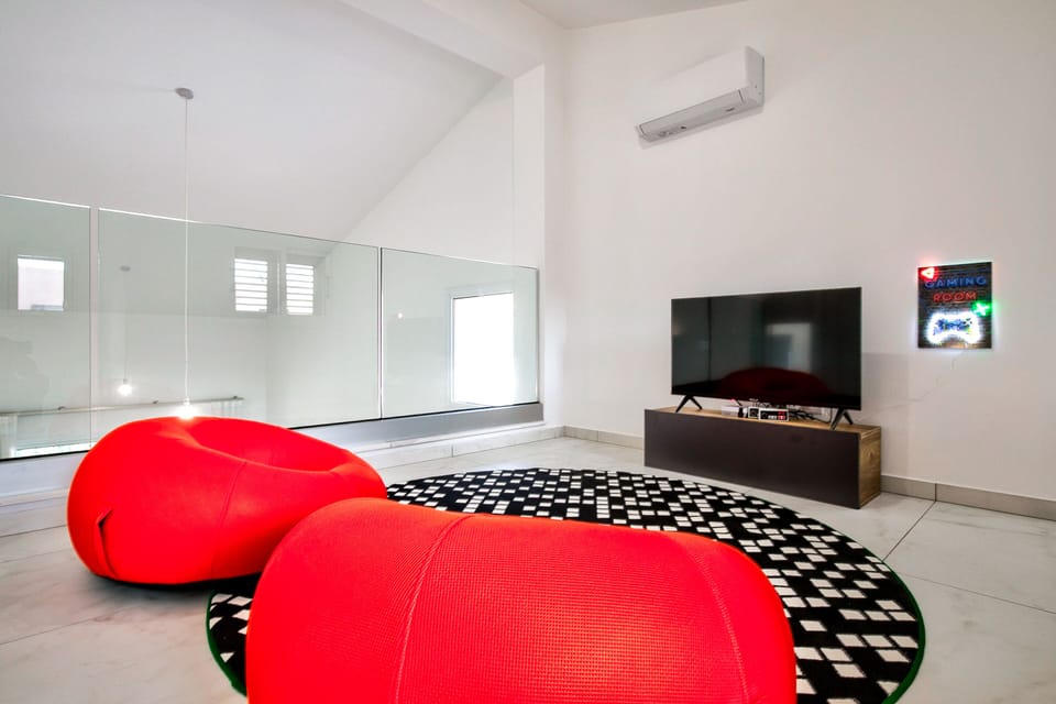 Gaming room