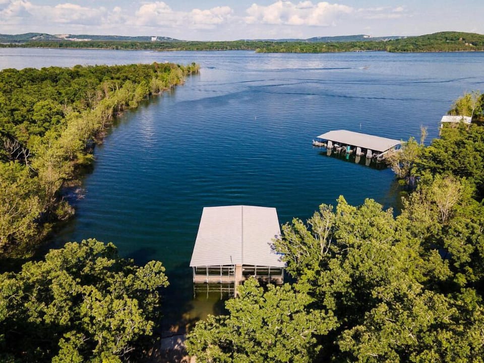 Virbo20Dock20and20top20lake20view20