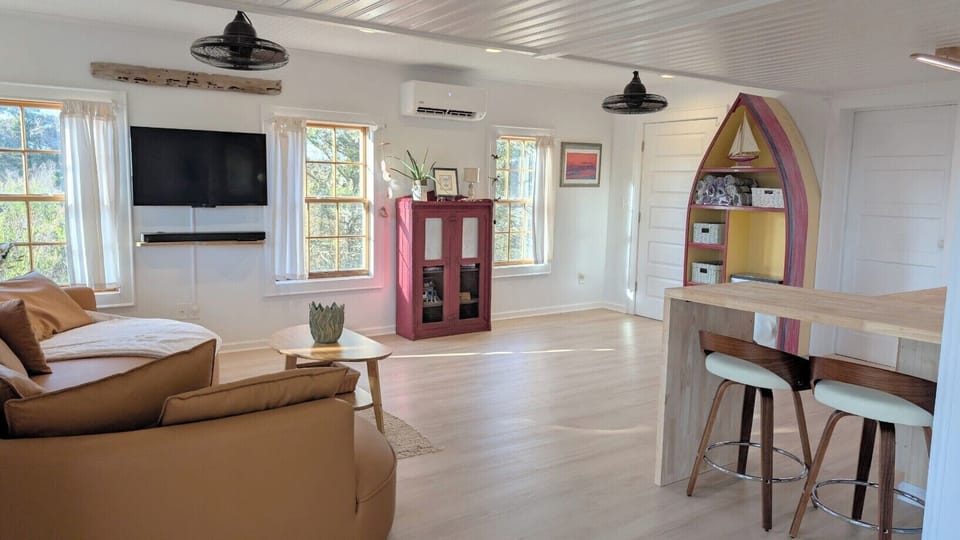 First floor lounge