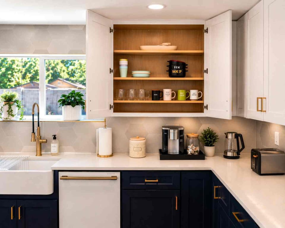 Fuel up before hiking Camelback, teeing off, or exploring Old Town with fresh coffee in the comfort of your own private retreat.