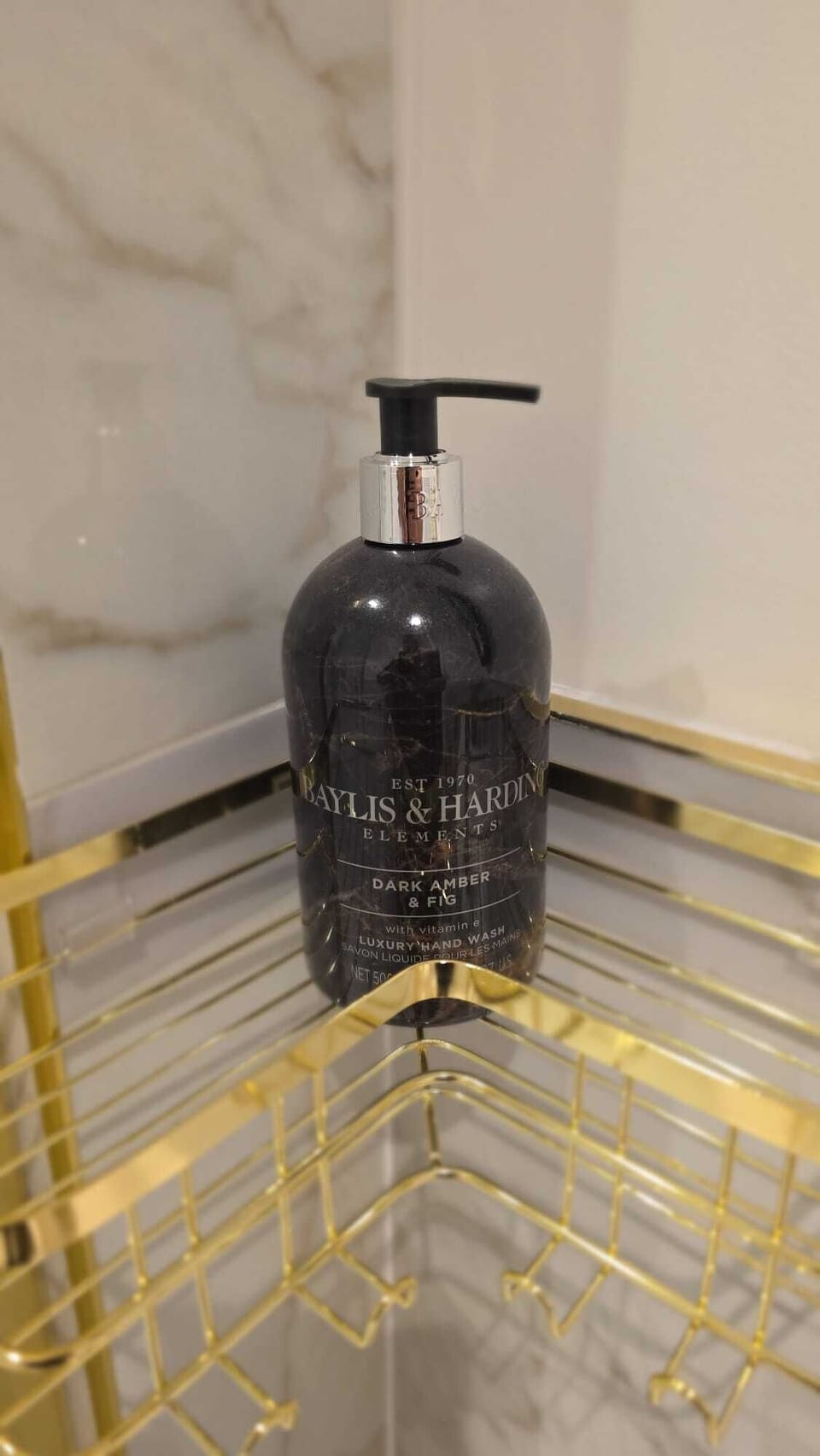 Bathroom amenities