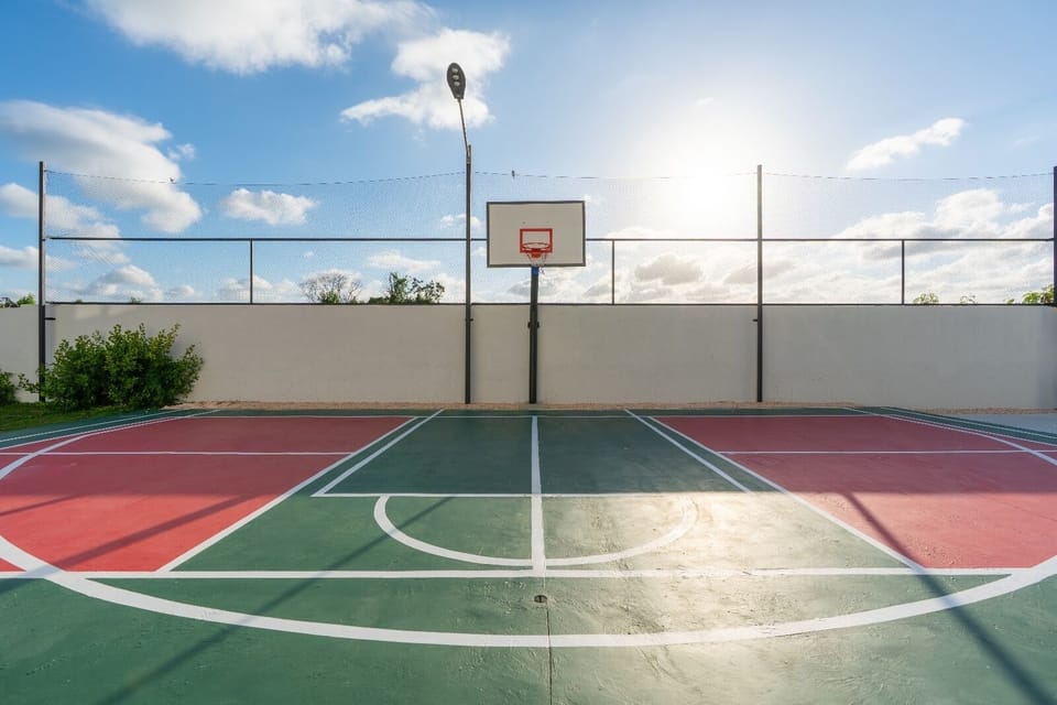 Sport court