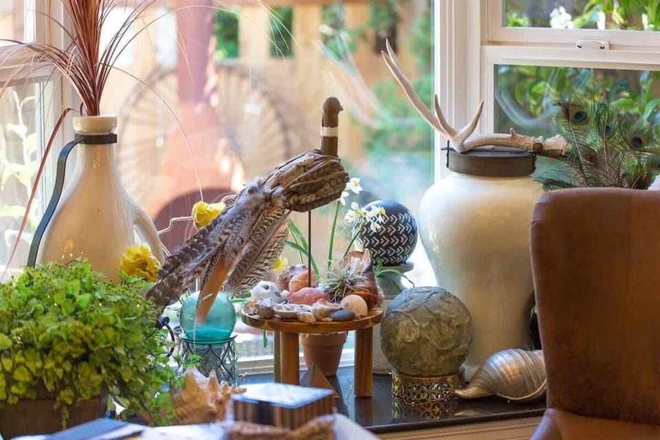 Wild Rose decor