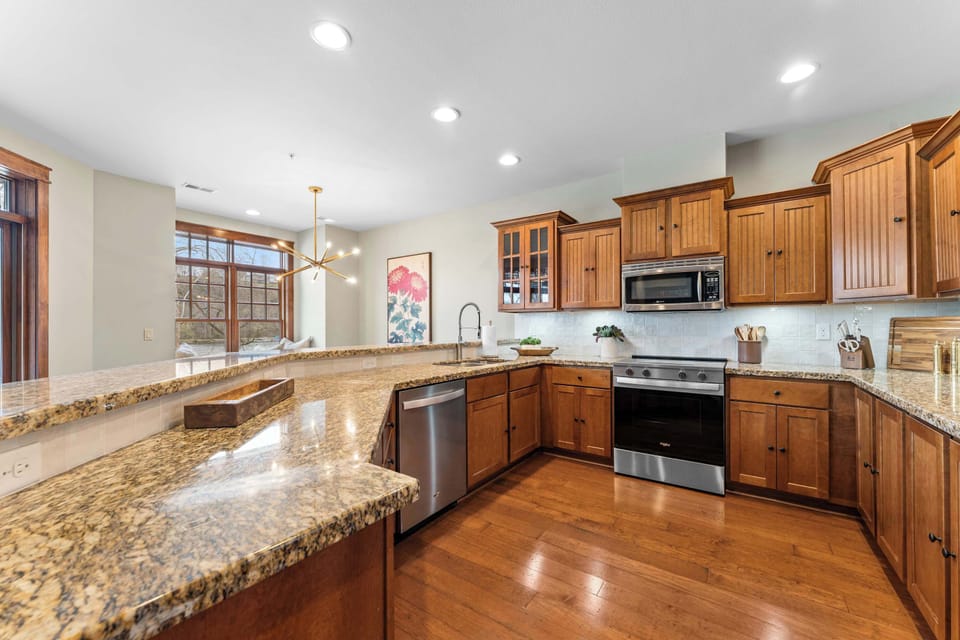 Plenty of counter space for all your meal prepping!