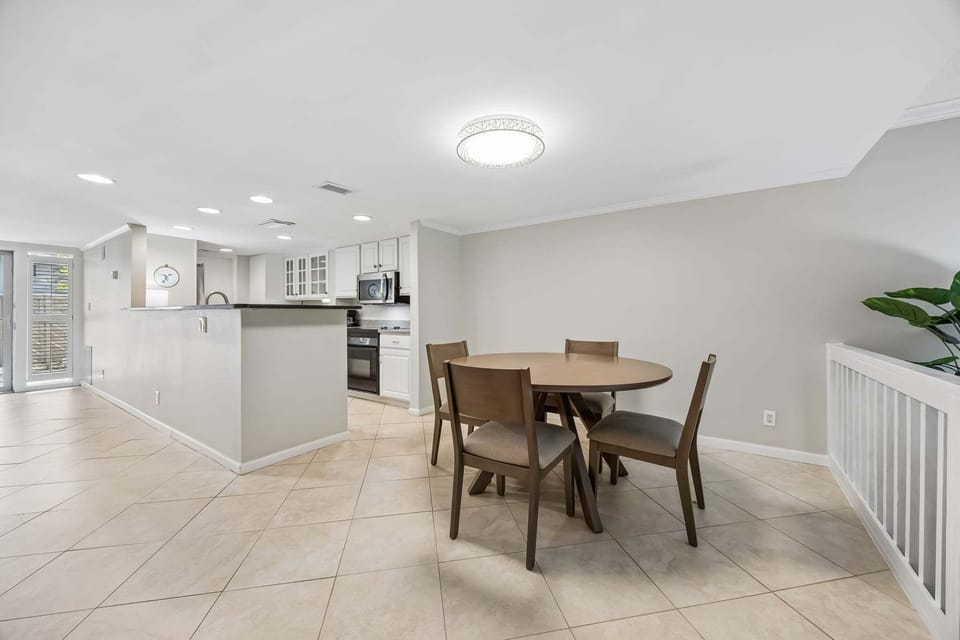 Dining area with kitchen