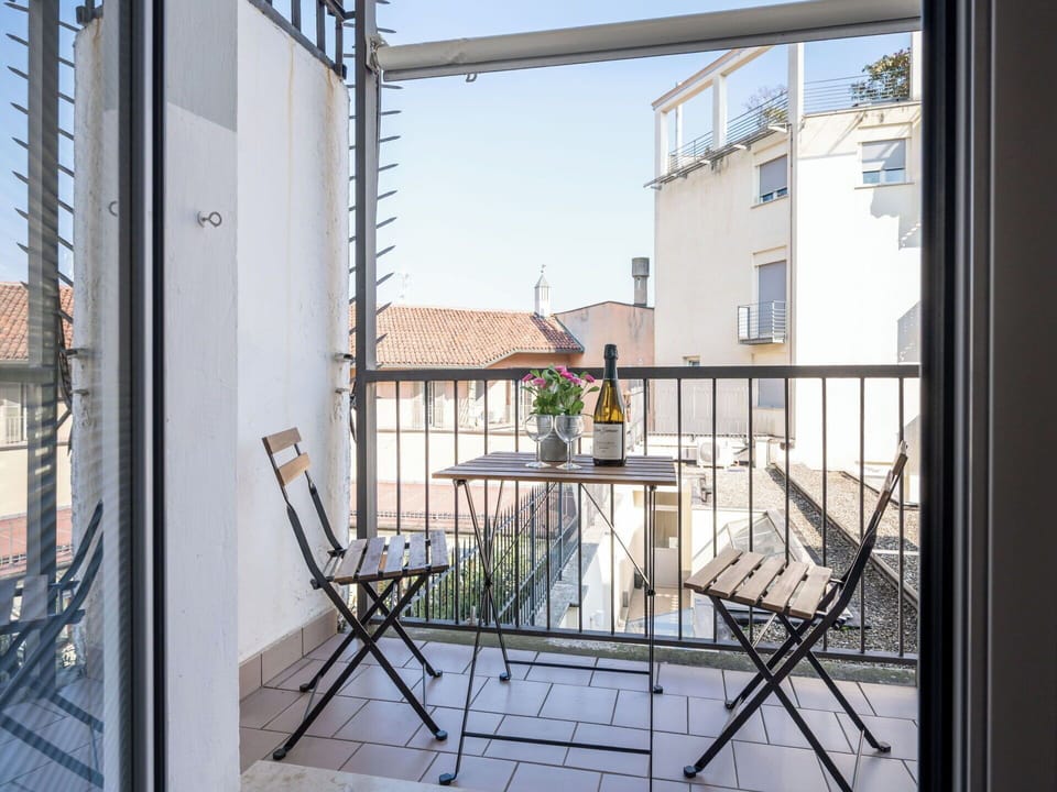 Balcony, Apartment, Iron, Handrail, Metal, Porch, Chair, Glass, Baluster, Aluminium