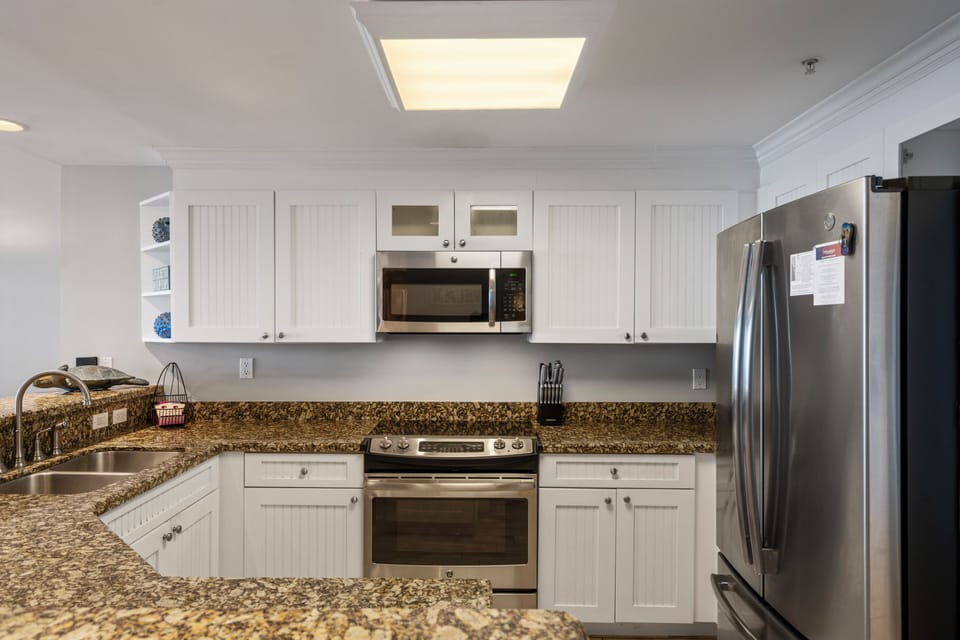 Full Kitchen