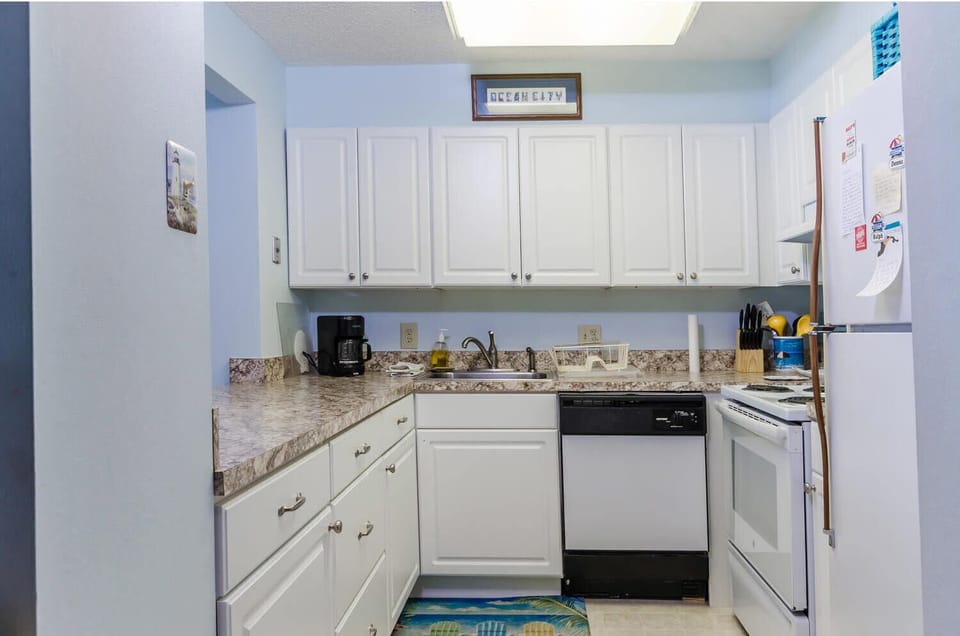 Kitchen 01