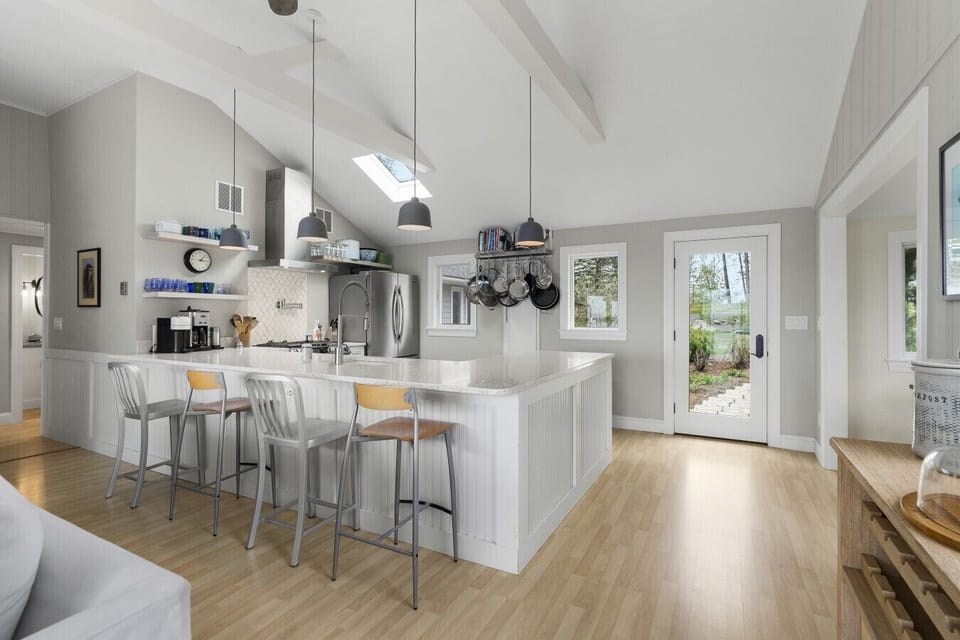 Breakfast bar with seating perfect for chatting with the chef