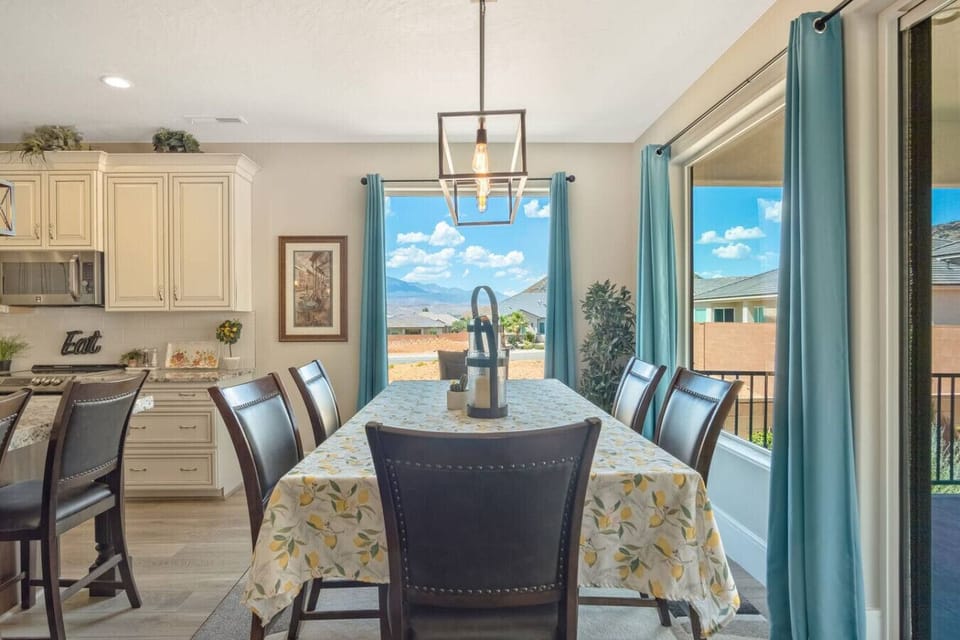 Main Dining Area