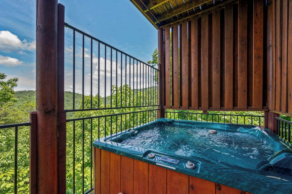 Lazy Bear's hot tub with relaxing views