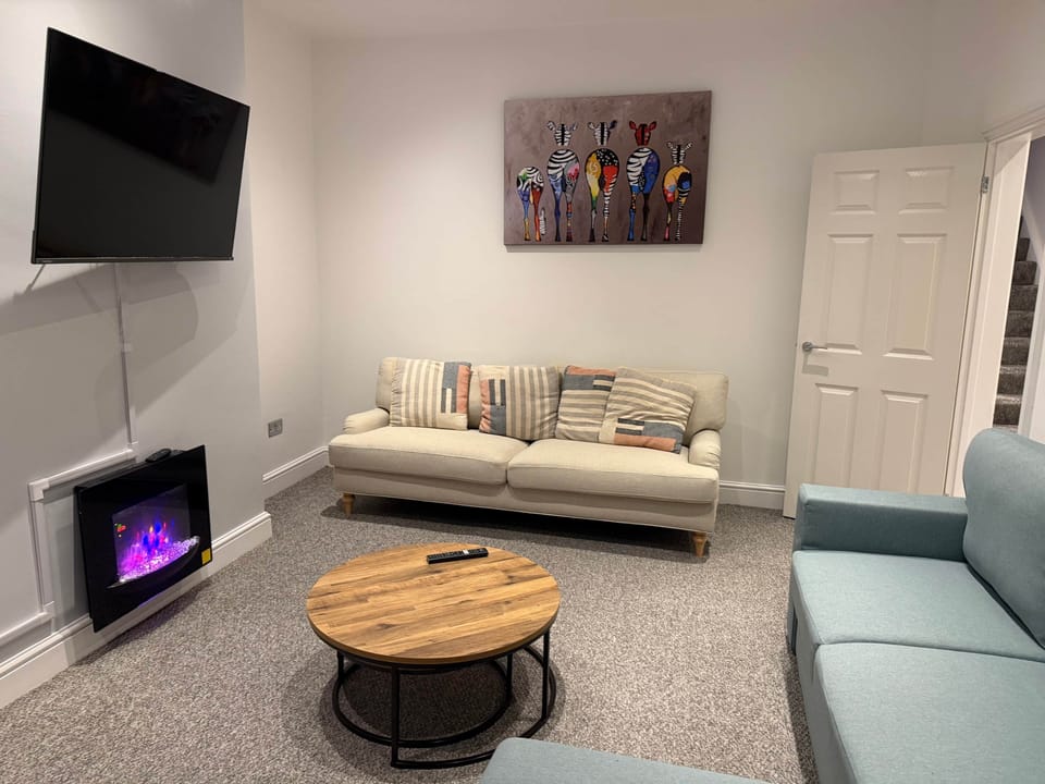 Front Room & Sofa Bed