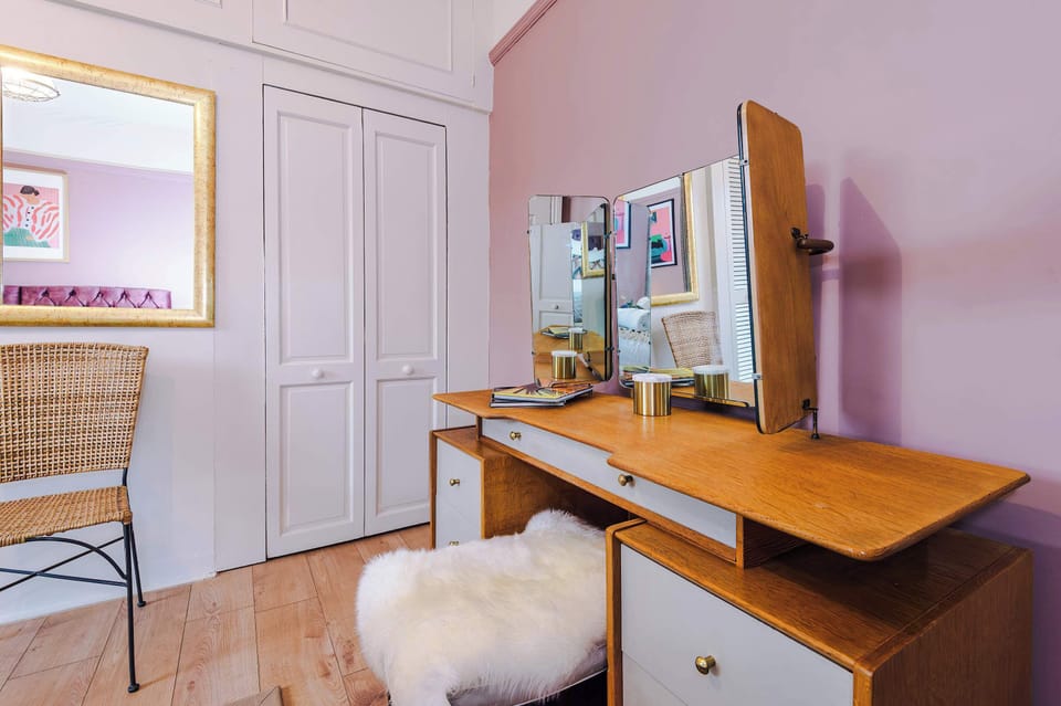 Bedroom 2 features a superking bed which can be configured as 2 singles if preferred. It has plenty of wardrobe space to hang your belongings and a dressing table.