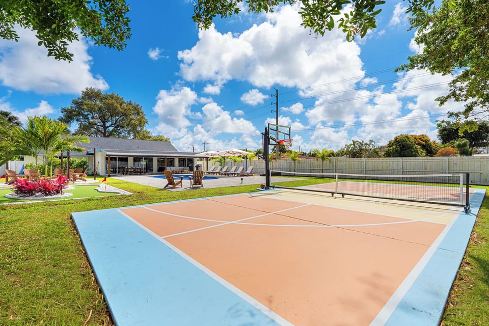Sport court