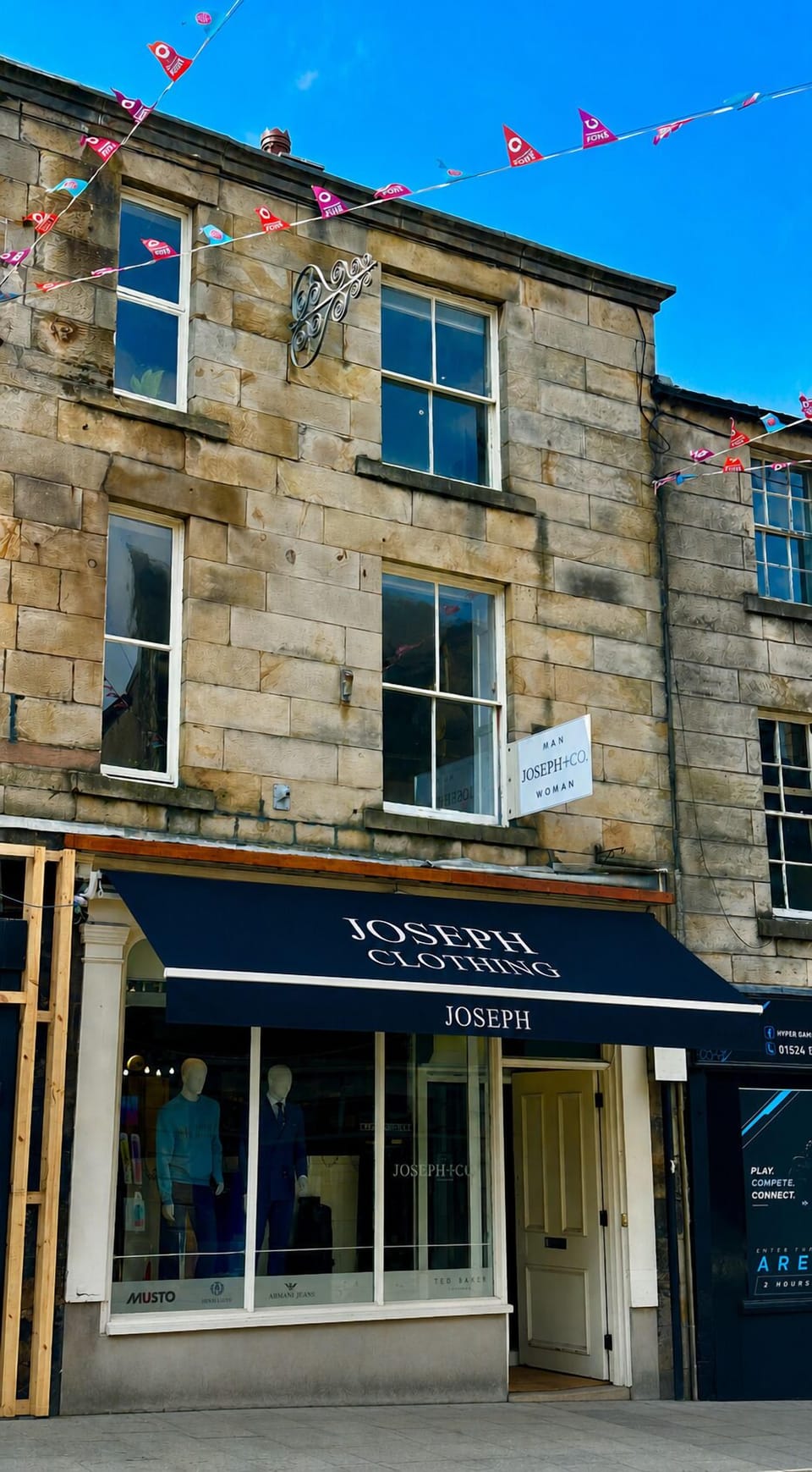 The Joseph Cosy is a three-storey maisonette above the high end clothing shop called Joseph Clothing