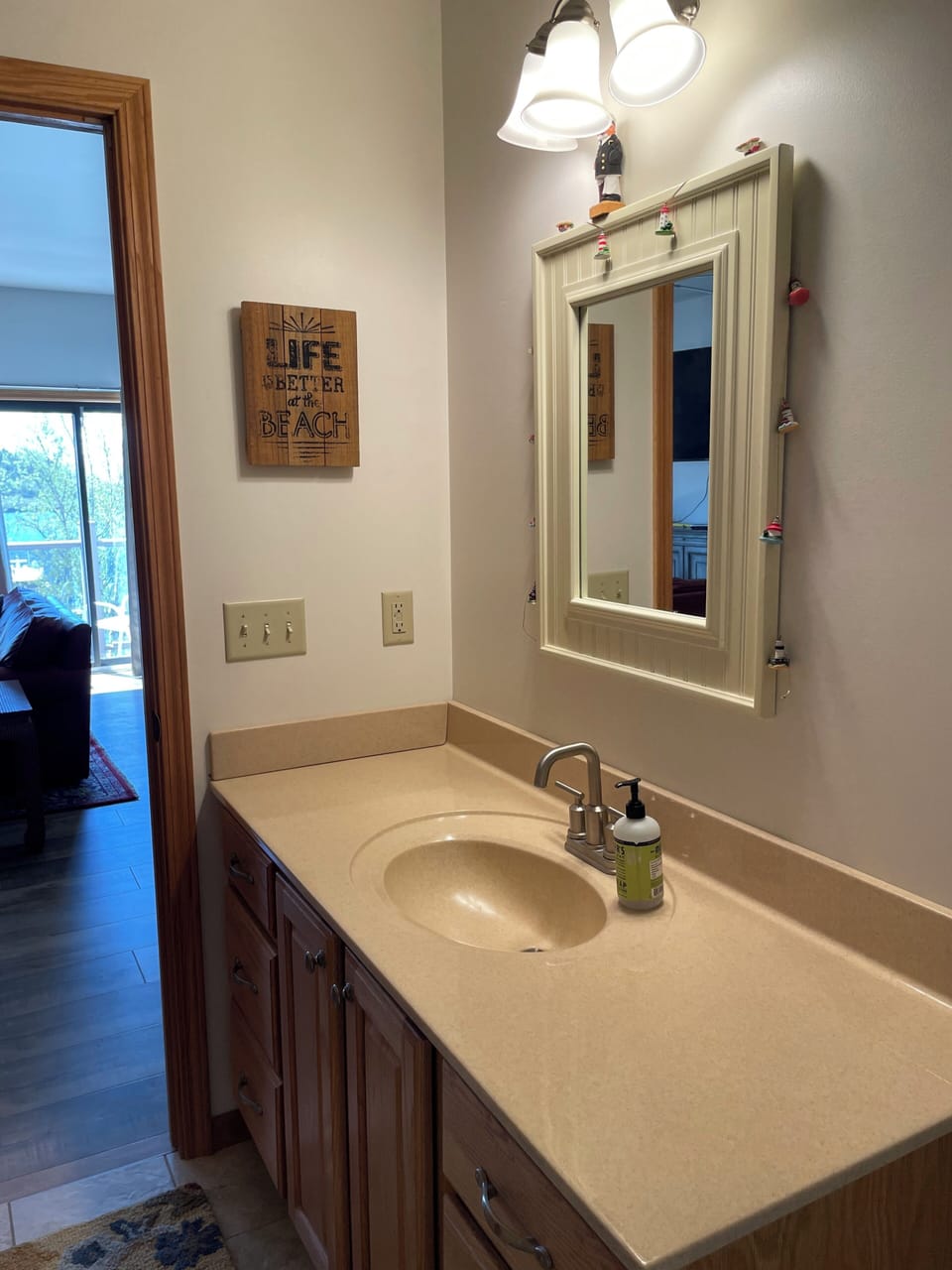 Full Bathroom