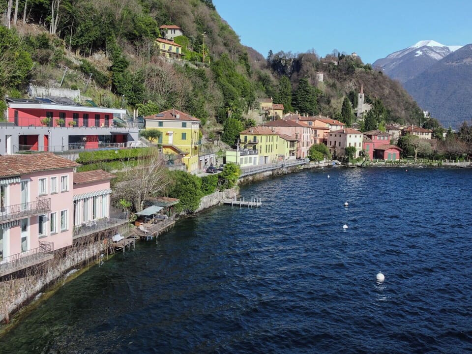 Body Of Water, Water, Mountainous Landforms, Watercourse, Mountain, Waterway, Coastal And Oceanic Landforms, Hill, Bank, Channel