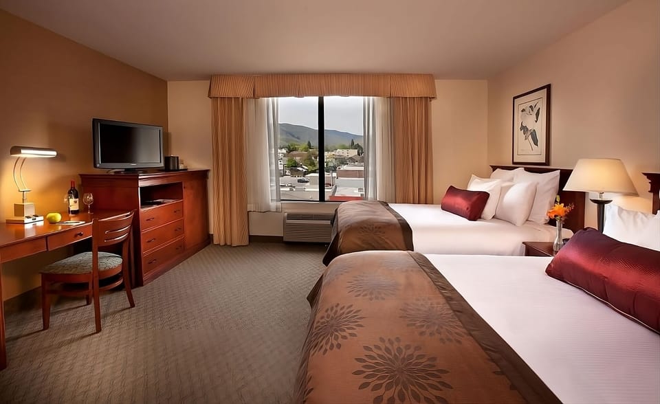 Wake up to valley views from bright double-queen comfort.