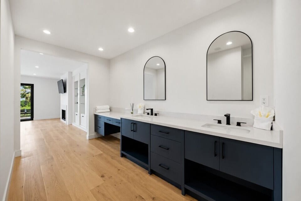 Clean and comfortable bathroom for a refreshing stay.