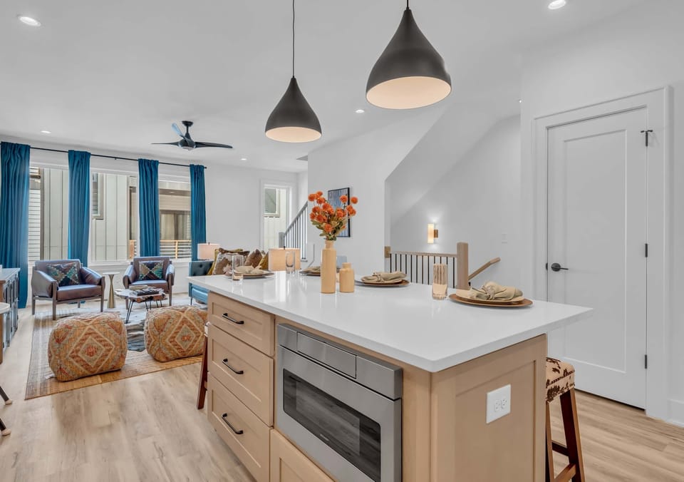 Cook, chat, snack, repeat—this kitchen makes every meal a mini celebration.