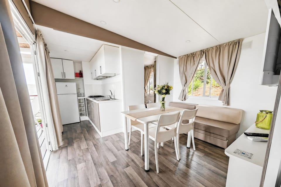 Living and dining room