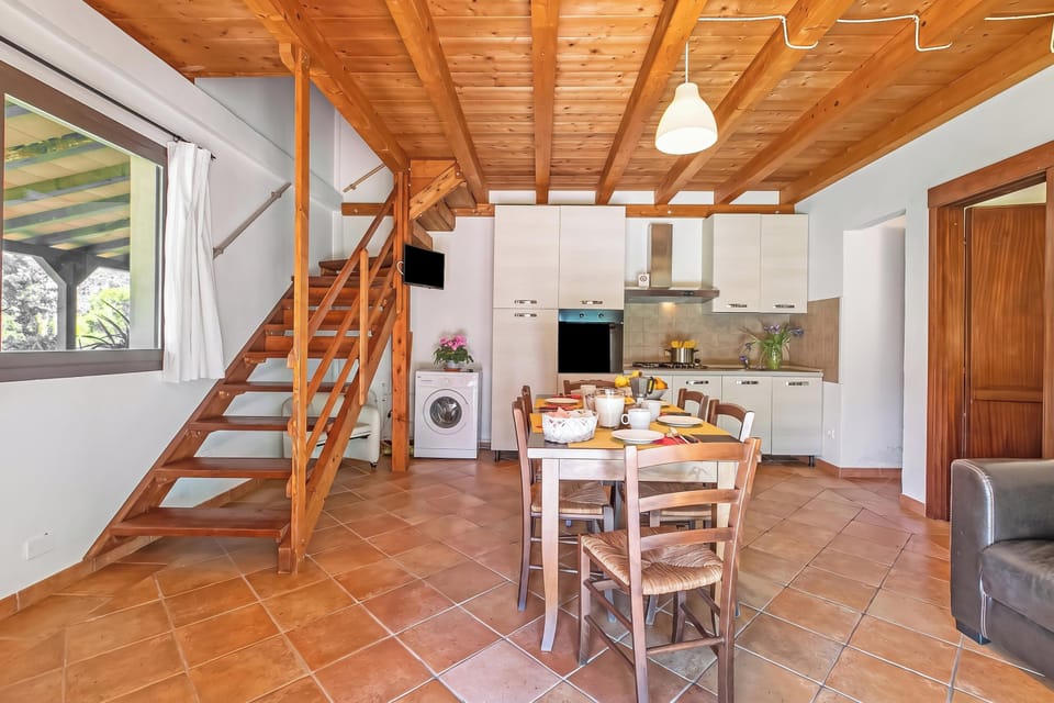 Kitchen and dining area