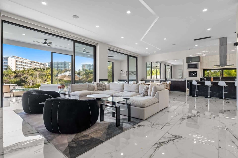 Formal living area