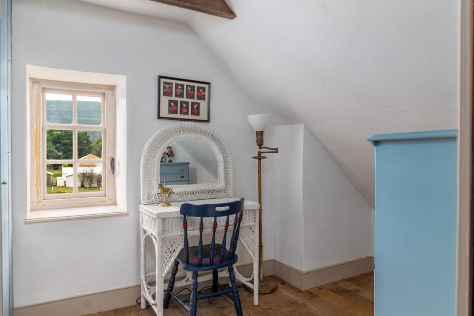 Main House | Top Floor | Ensuite to BR 2 | Newly Renovated | Clawfoot tub