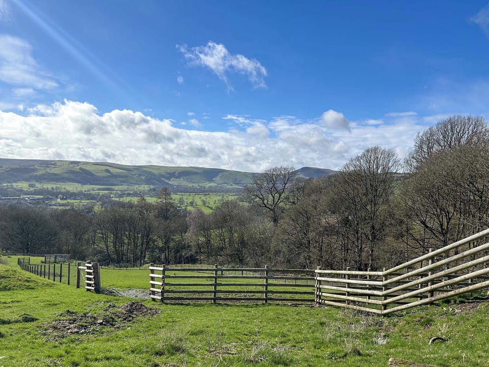 Surrounding area | Twitchill Farm : Birch Cottage - Twitchill Farm , Hope