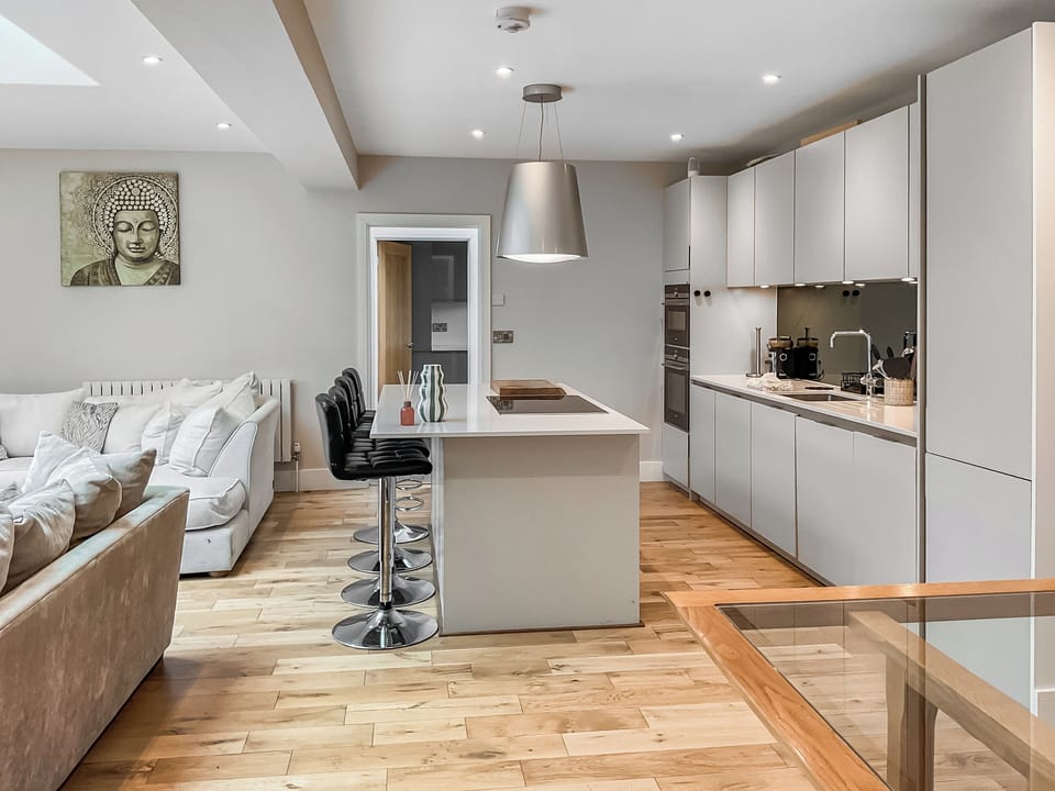 Open plan living space | The Lodge - Little Pickets, Ringwood