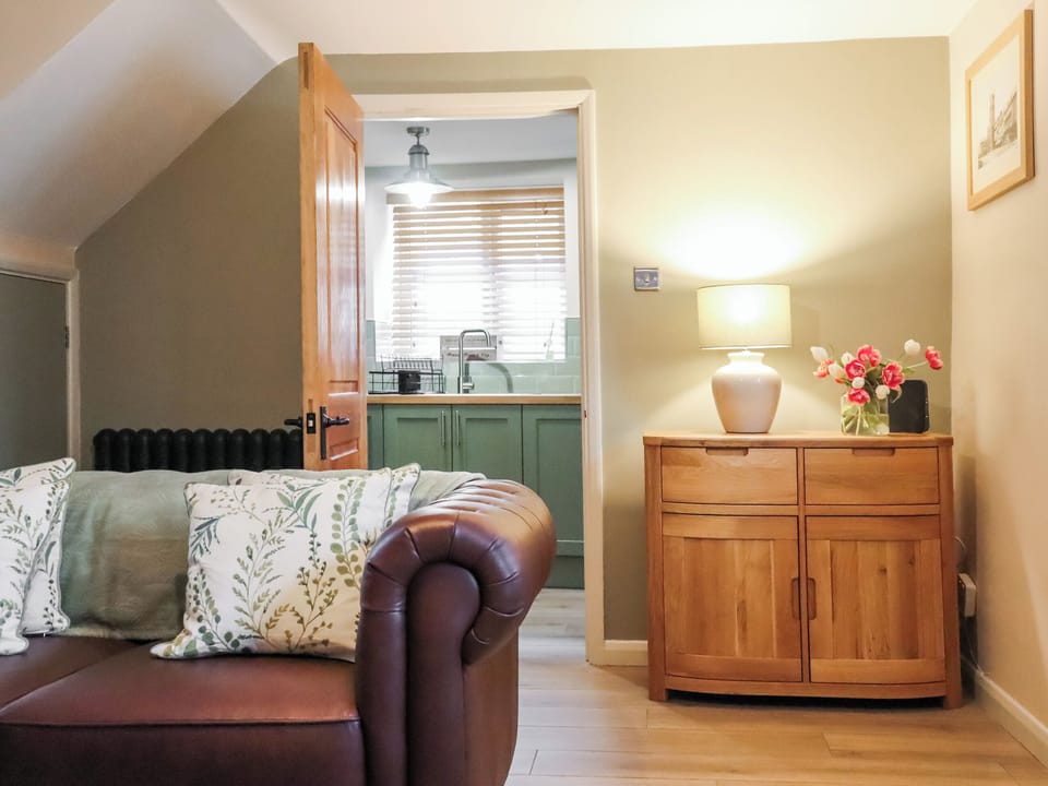 Living area | Barton Court Cottage, Cirencester