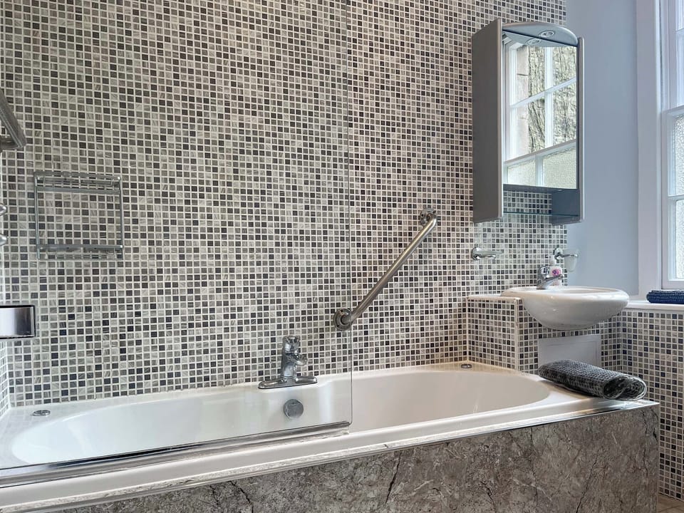 Bathroom | The Wellington Hideaway, Berwick-uponTweed