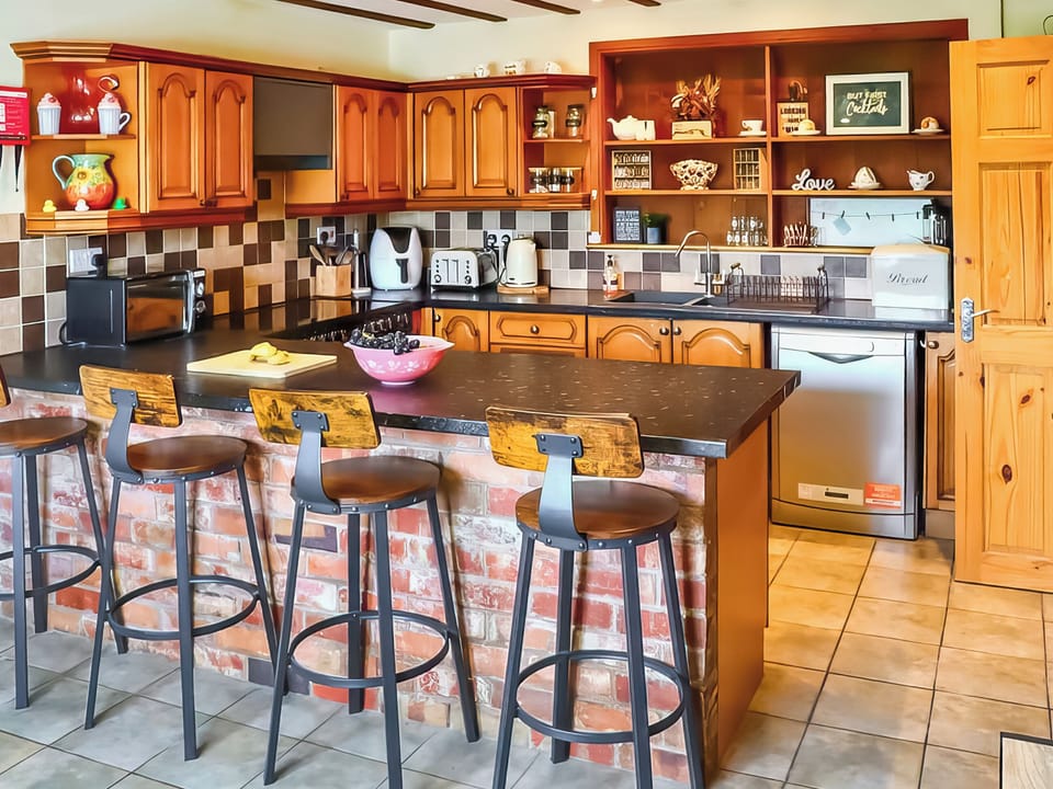 Kitchen | Upper Caerfaelog, llanbister