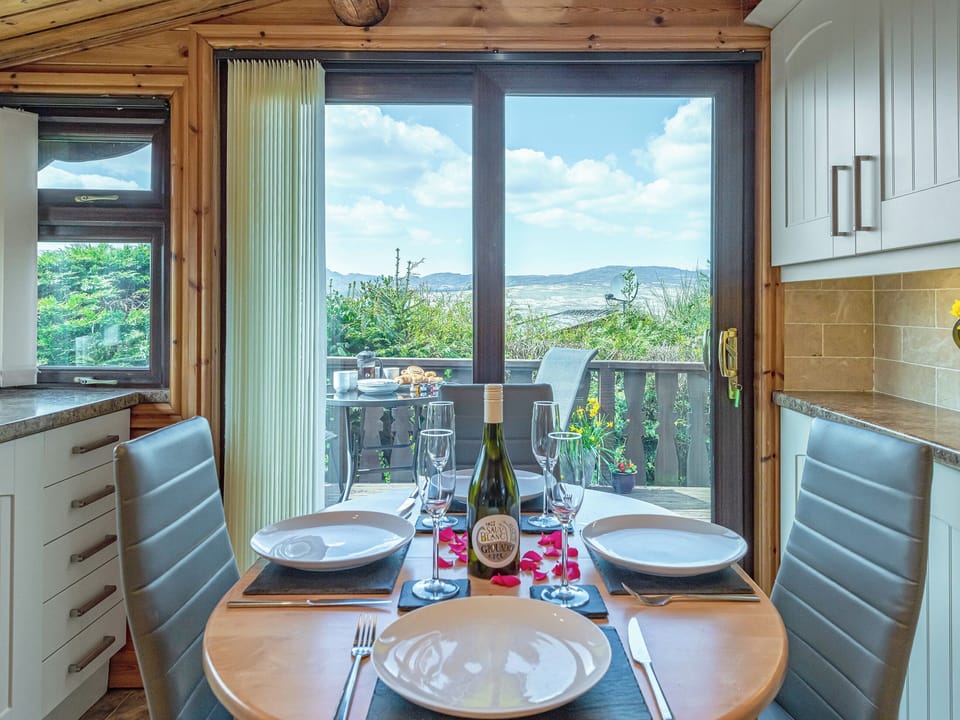 Kitchen/diner | Clydfan, Trawsfynydd