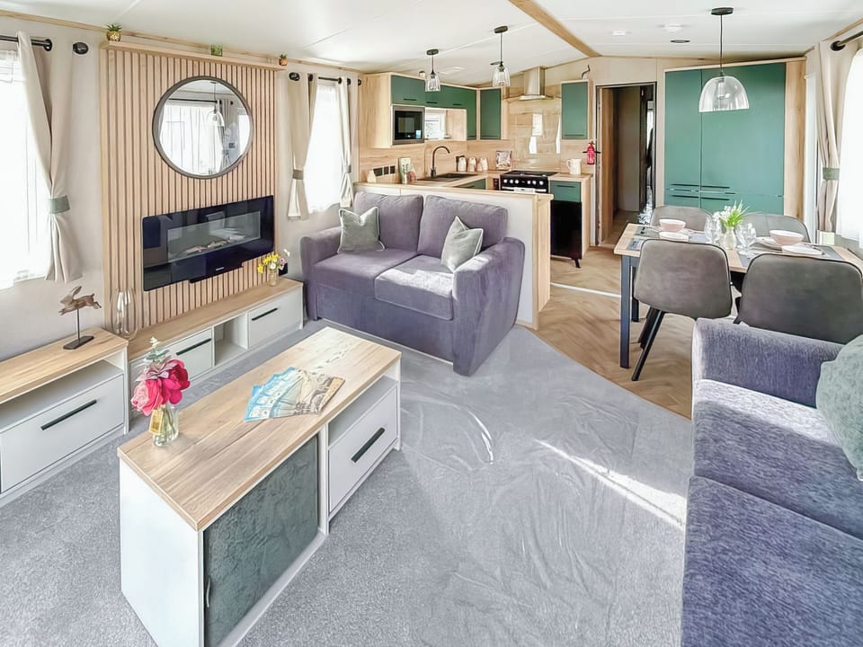 Open plan living space | Platinum Collection - 1 - Fairway Holidays, Sandown