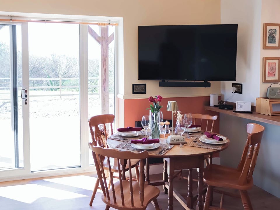 Open plan living space | Humble Bee Cottage, Llanarth, near New Quay