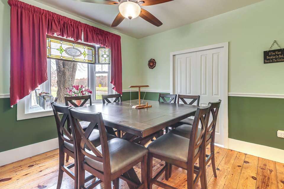 Dining Area | 1st Floor