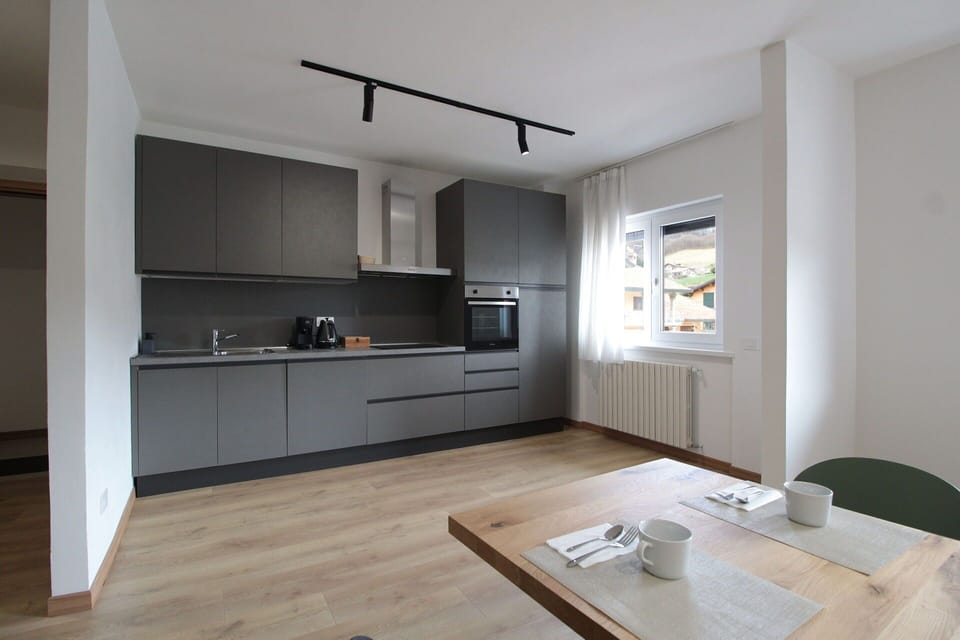Autumn, Common Room, Kitchen, Spring, Summer