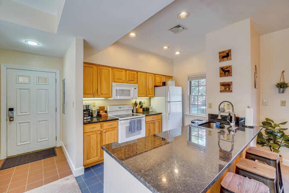 Kitchen | 1st Floor